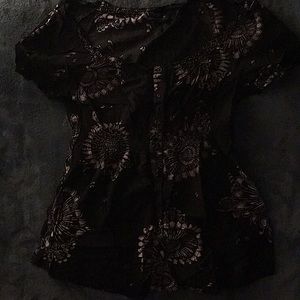 Faded Glory Black Short Sleeve Small (4-5)